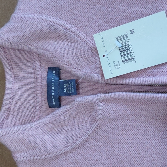 Northern Isles Pale Pink Wool Zip Front Sweater - Picture 6 of 6